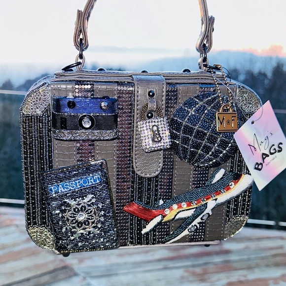 Mary Frances: Beaded Travel Passport Camera Bag - Picture 14 of 16